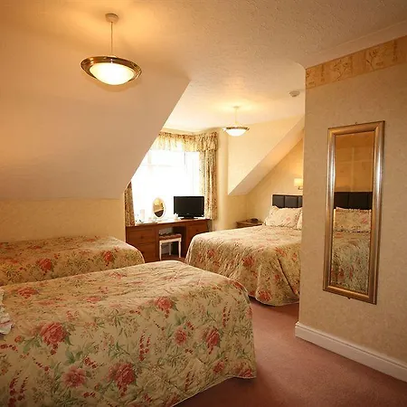 Guest house Barrington House